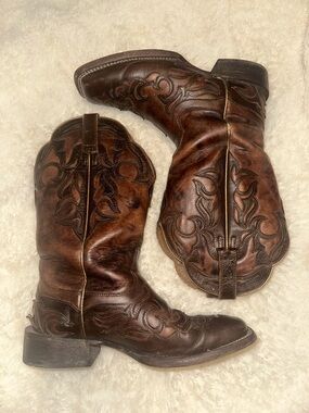 ARIAT Brown Leather Western Cowboy Boots - Embroidered Design